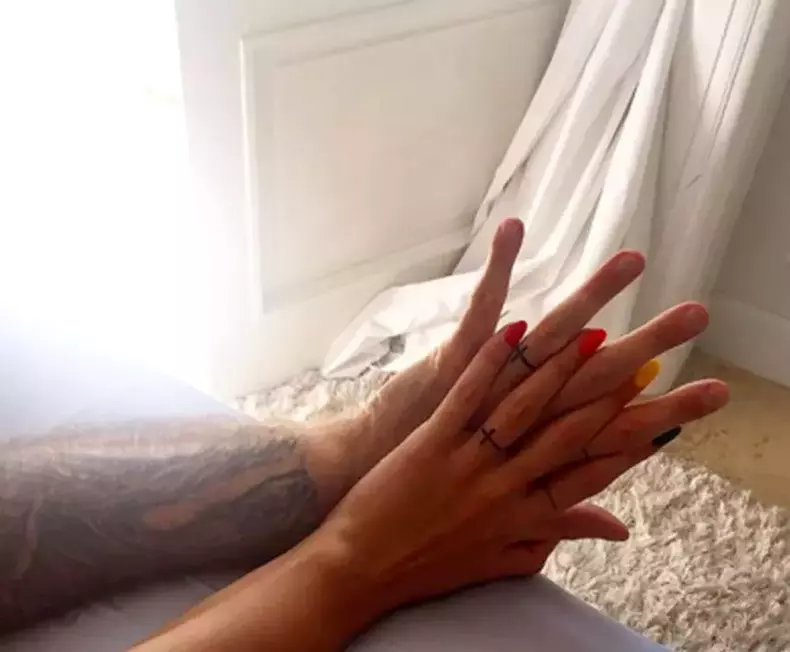 madalina-ghenea-tatuaje