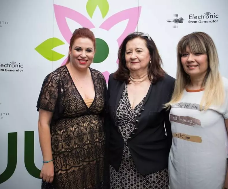 oana-roman-mioara-roman-catinca-roman