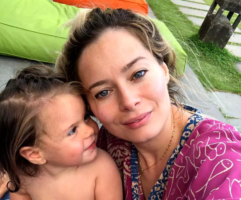 Laura-Cosoi-3-1024x849