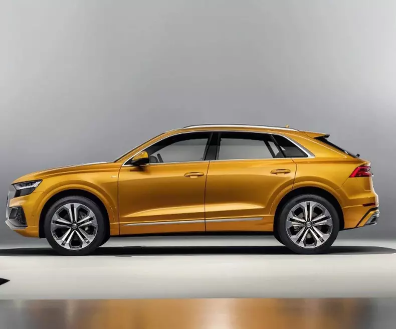 Audi Q8 01