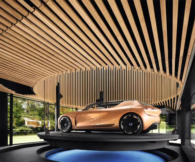 2017 – Renault SYMBIOZ