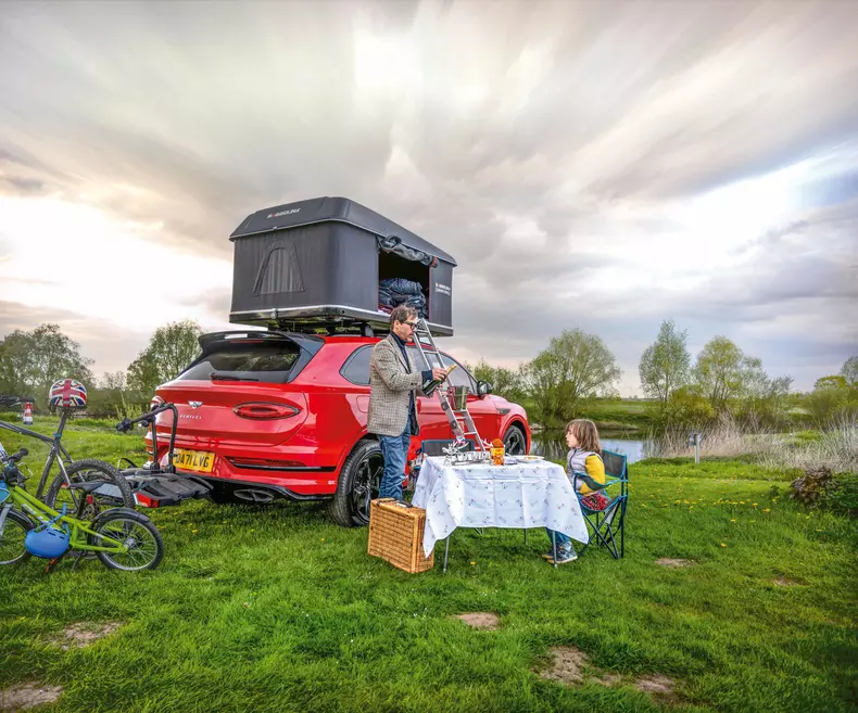 202204Bentley_Bentayga_Dachzelt0578