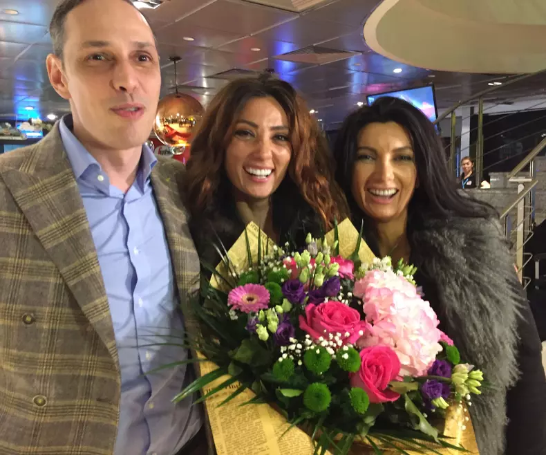 Claudia Pavel-aeroport