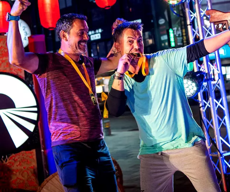 Răzvan-Fodor-_i-Sorin-Bontea-au-câ_tigat-Asia-Express-11-1