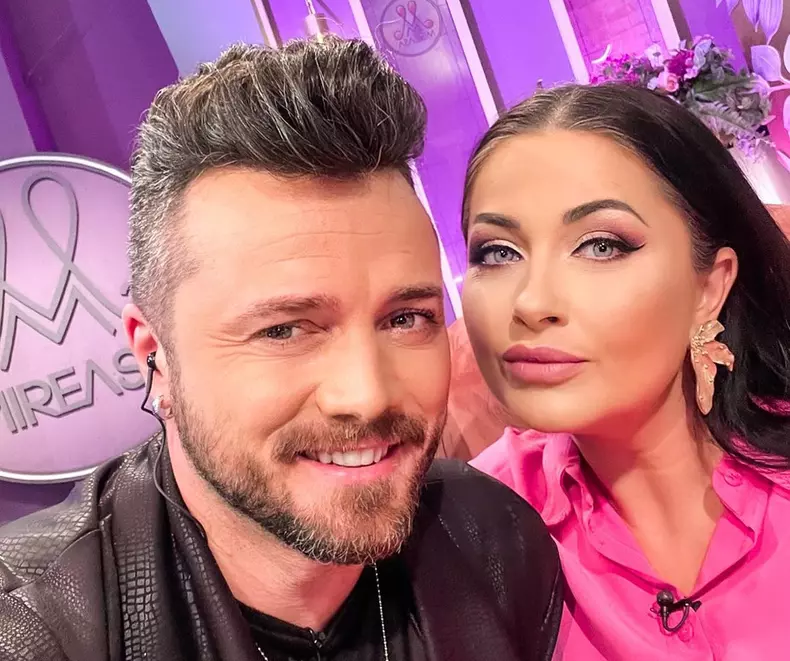 tavi-clonda-poza-de-profil