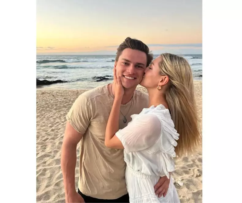Ava Sambora logodna 3 X