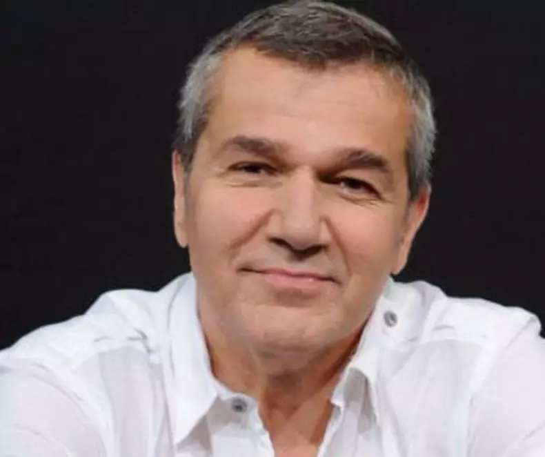 fabulos-cum-arata-vila-lui-dan-bittman-din-pipera-solistul-are-o