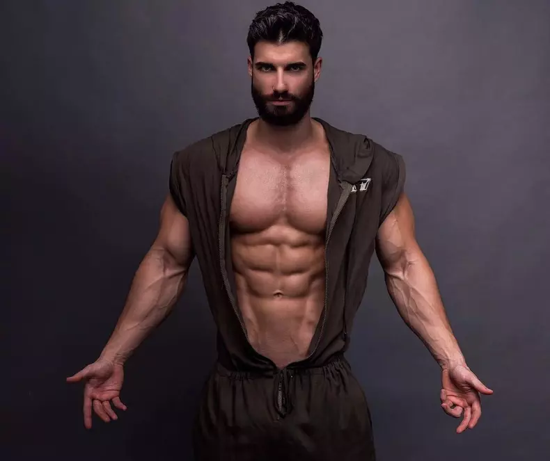 Andi-Constantin-Burlacul