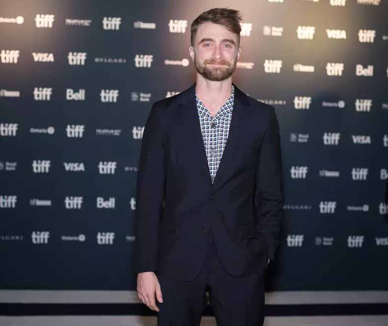 Daniel Radcliffe, transformare radicală pentru rolul din „Creatorii de miracole”. Imaginile au devenit virale