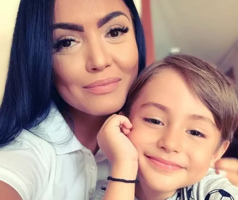 andreea-mantea-si-fiul-ei-david