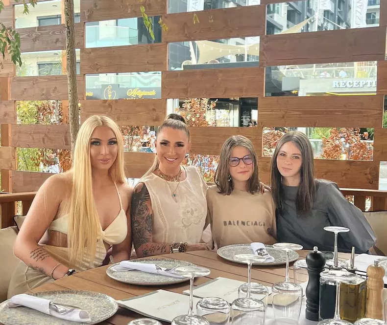 rebecca-dumitrescu-prodan-4