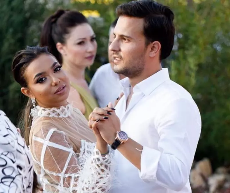 adriana si iubitul ei