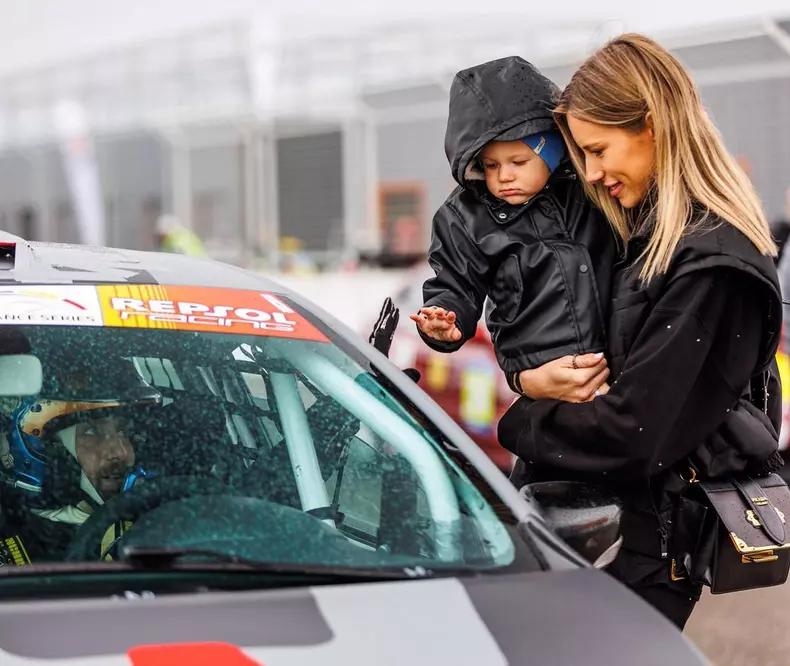 gabriela-prisacariu-s-a-confruntat-cu-depresia-postnatala-6
