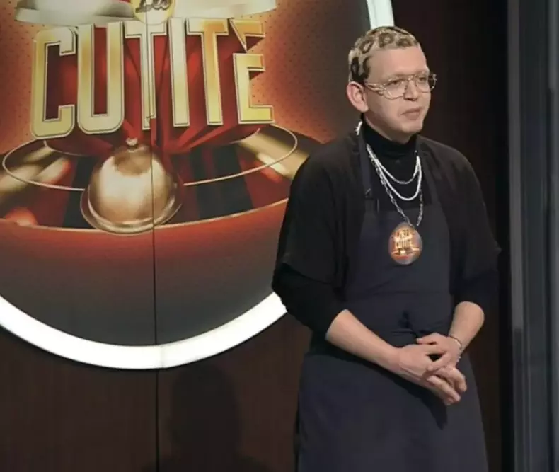 titus-angajat-la-chefi-la-cutite-10