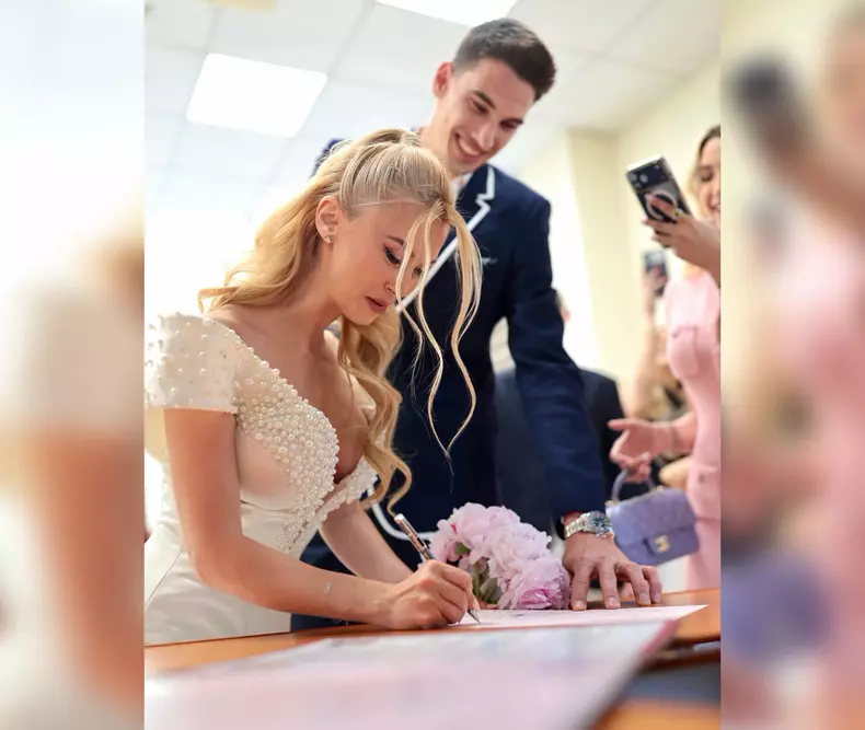 Andreea Balan si Victor Cornea casatoriti civil