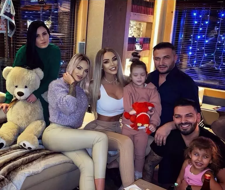 Bianca-Dragusanu-si-Iulia-Salagean-15