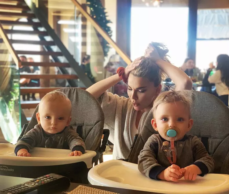 Gemenii-Alinei-si-ai-lui-Ilan-Laufer-au-implinit-un-an-4