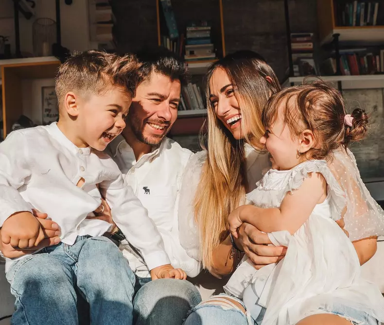 cum-si-a-cunoscut-Anca-Bucur-sotul-9