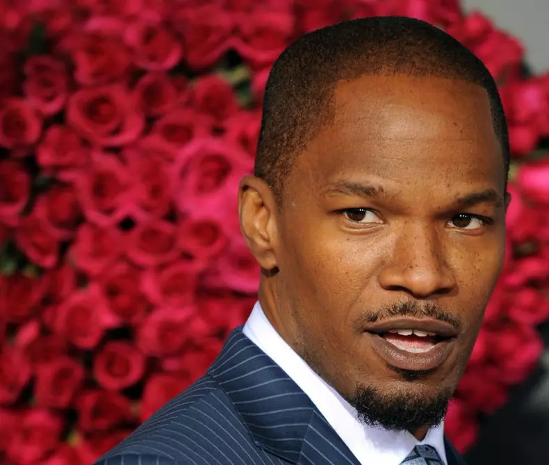 Jamie Foxx, transportat de urgență la spital