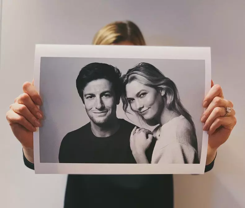 @karliekloss
