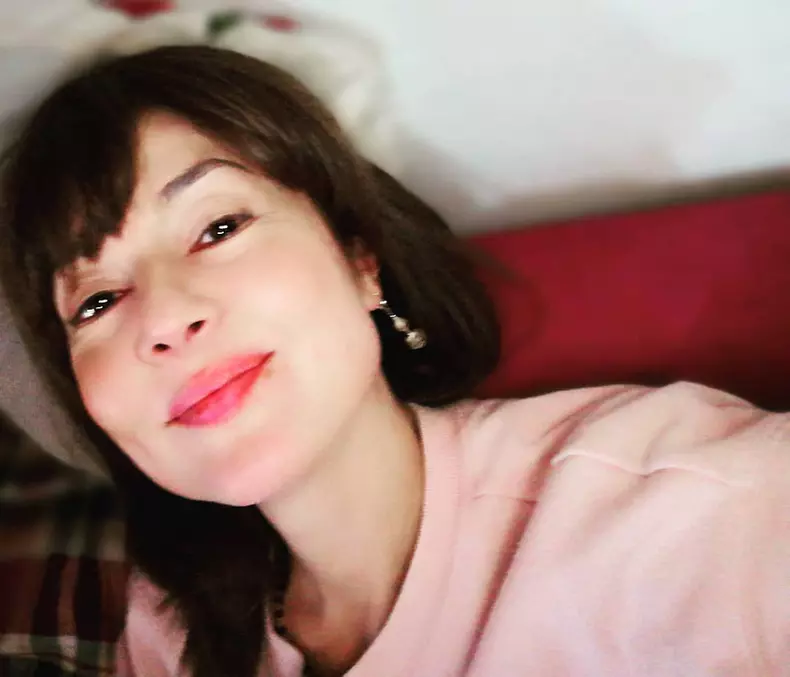 Oana-Sarbu-va-urca-pe-scena-alaturi-de-tatal-ei-cunoscutul-om-de-teatru-Romulus-Sarbu.-Ce-proiect-au-impreuna-4