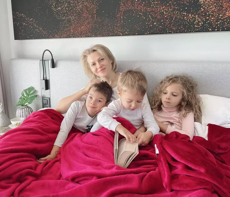 Mirela-Vaida-detalii-din-intimitatea-cu-sotul-ei.-De-ce-nu-mai-apuca-sa-doarma-impreuna-4