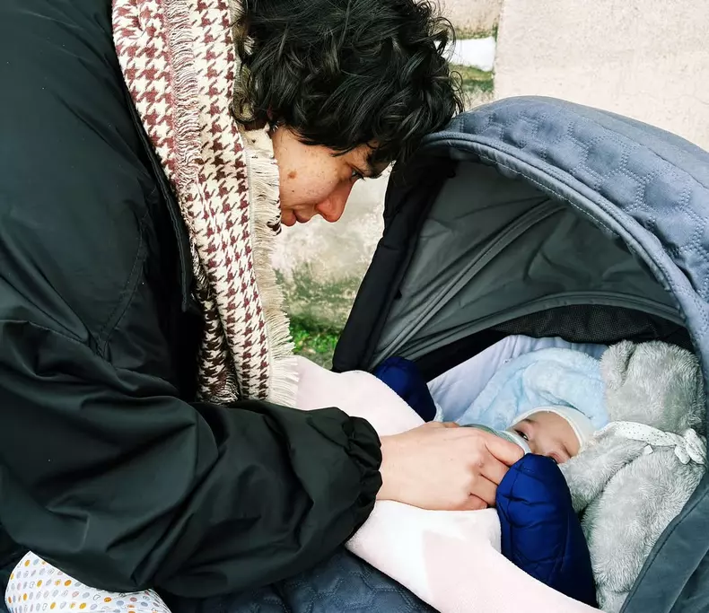 6. Cabiria Morgenstern și fiul ei