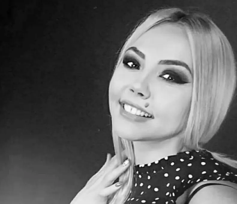 PTgwMCZoYXNoPWJjMjI5MjMxYmQ4YWU3OWNlMDJhZWFmZjkyMDNmNDY0.thumb_