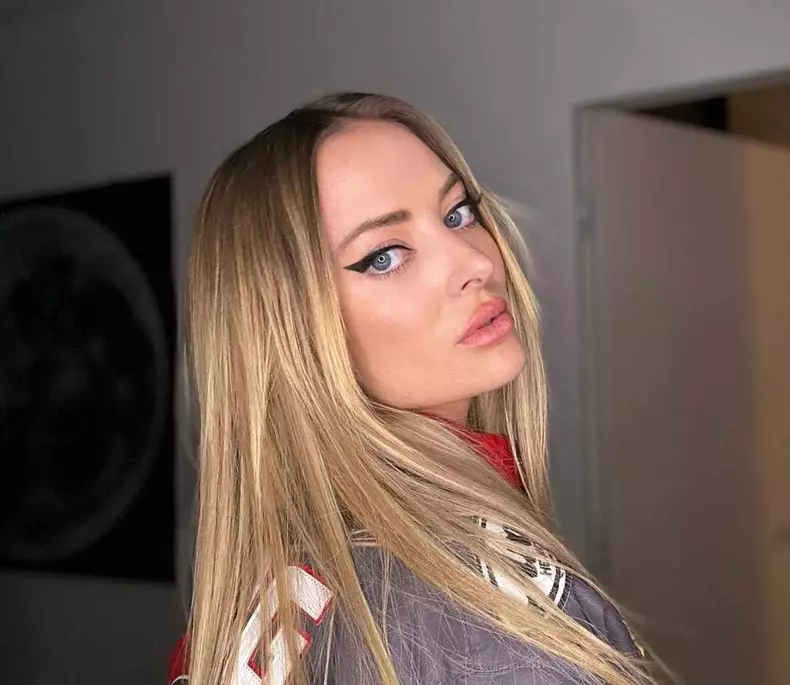 7b8a8add5e547c4cbc7bb67c1e62aba9