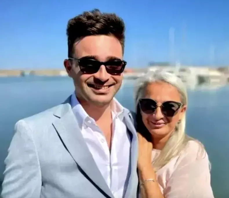 Radu Mazăre Jr. mama3