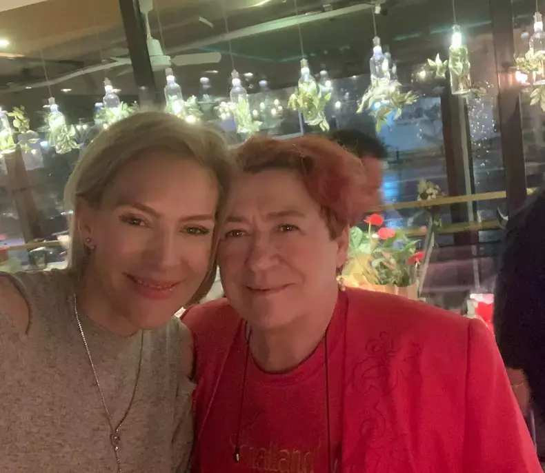 roxana ciuhulescu si mama ei4