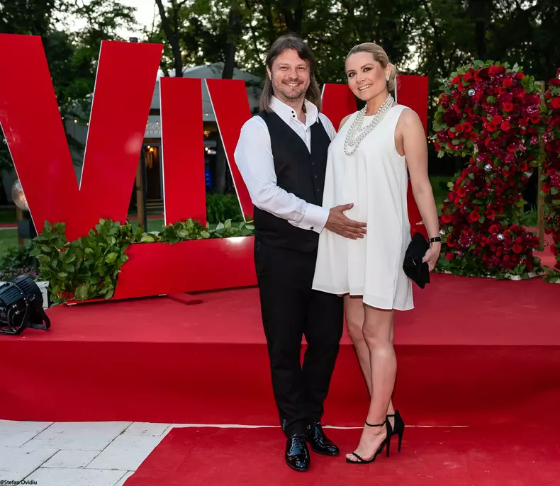 Ianna la VIVA! Party