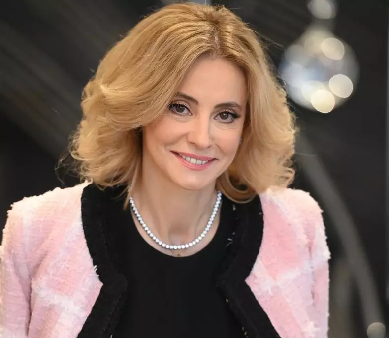 diana sucu3