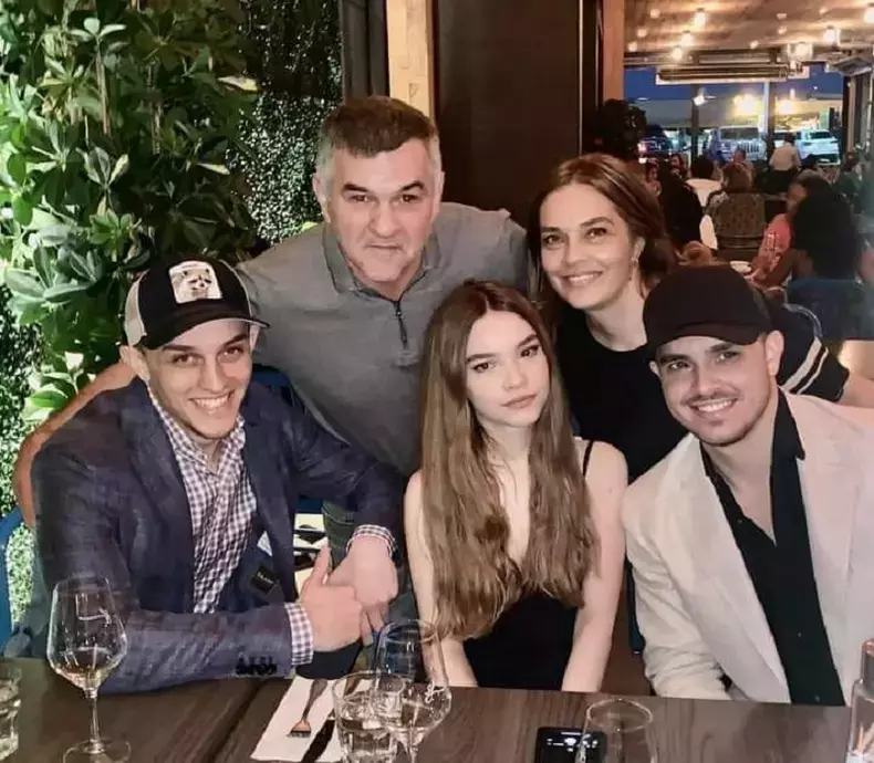 leonard-doroftei-si-familia-1
