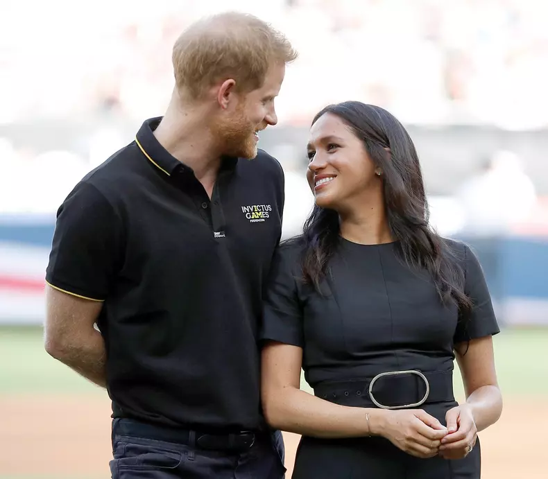 Regina Elisabeta a II-a nu vrea să mai vorbească despre Meghan Markle și prințul Harry