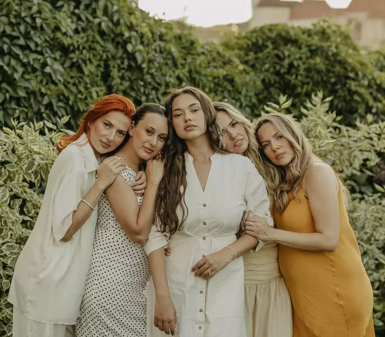 10. Lidia Buble și familia ei