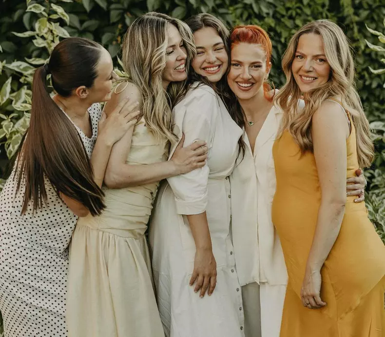 8. Lidia Buble și familia ei