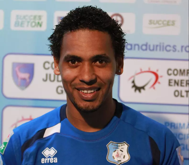 Eric de Oliveira probleme de snaatate