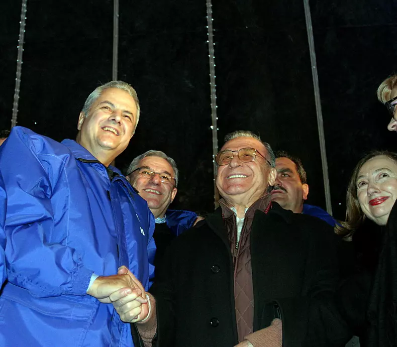 ADRIAN NASTASE - ION ILIESCU - EXIT POLL