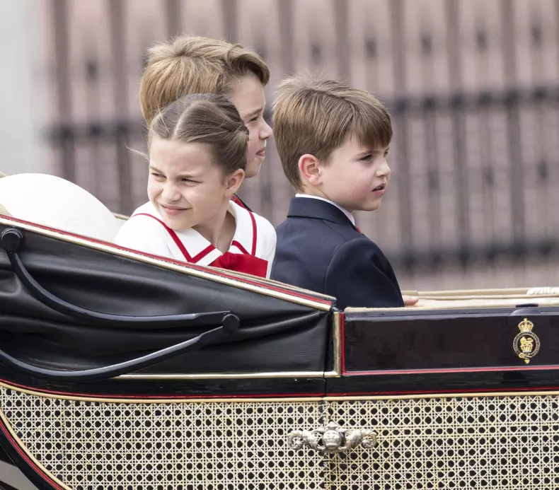 Prințul Louis, pus pe șotii! De ce a ajuns nepotul regelui Charles în centrul atenției în timpul paradei Trooping the Colour