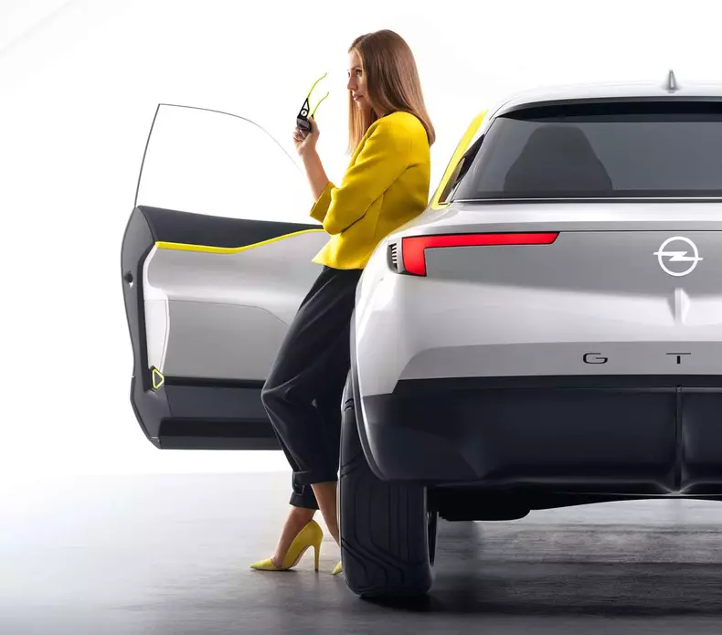 Opel GT X Experimental Concept 15