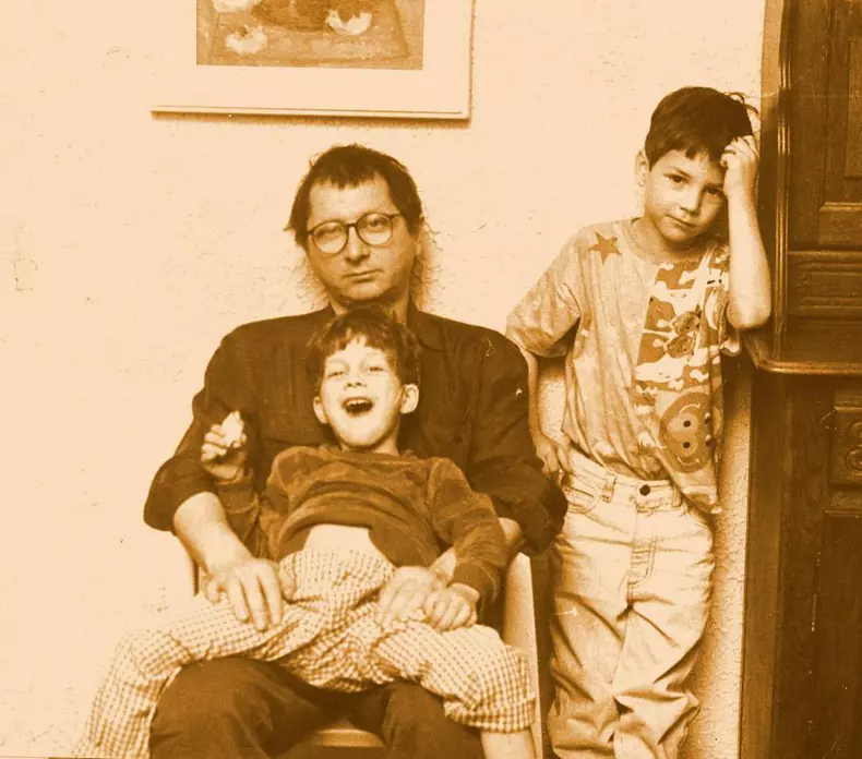 398116_2148329887452_1681125096_n