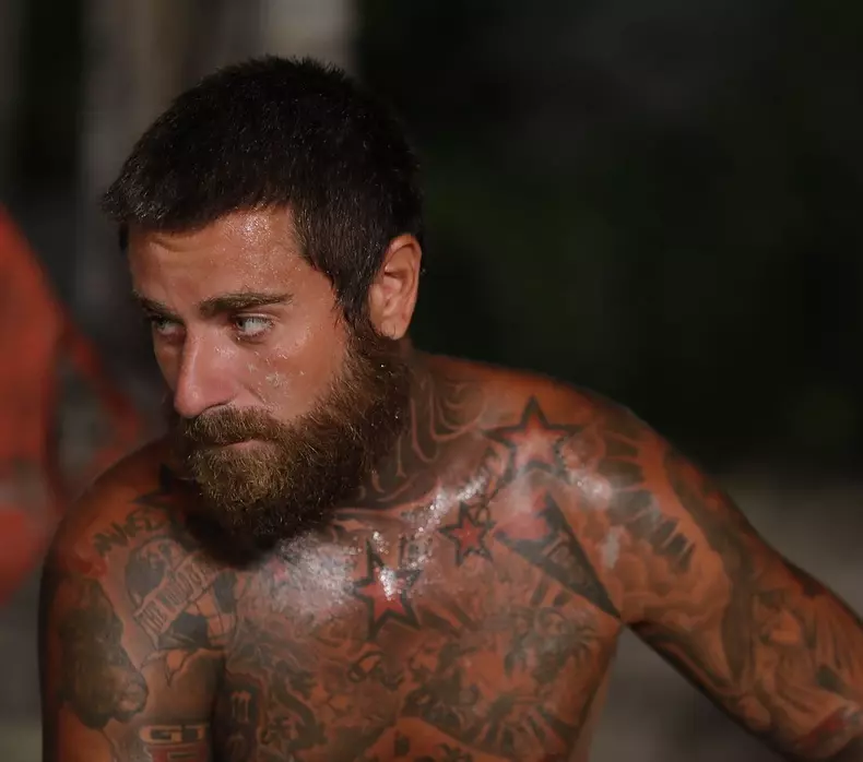 tj-miles-si-francisca-s-au-logodit-la-survivor-all-stars-1