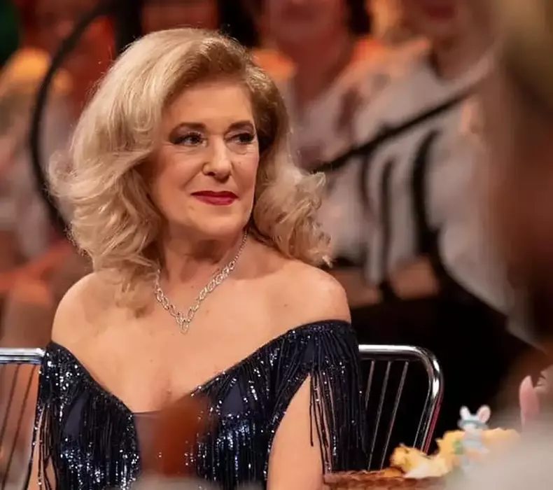 stela-enache-e1688818064911-1024x907-1