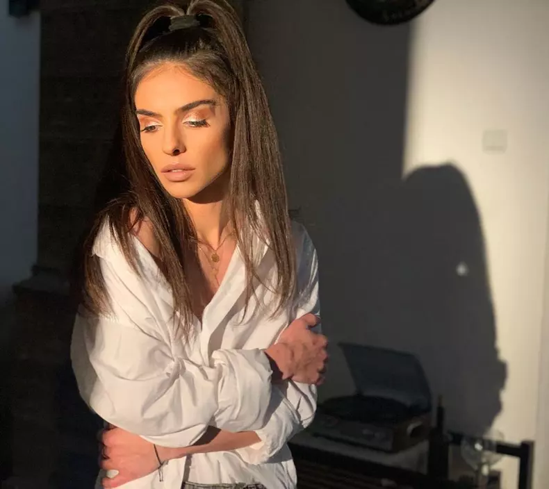 Mellina recunoaște cu ce probleme de sănătate se luptă după Survivor România 2021 (1)
