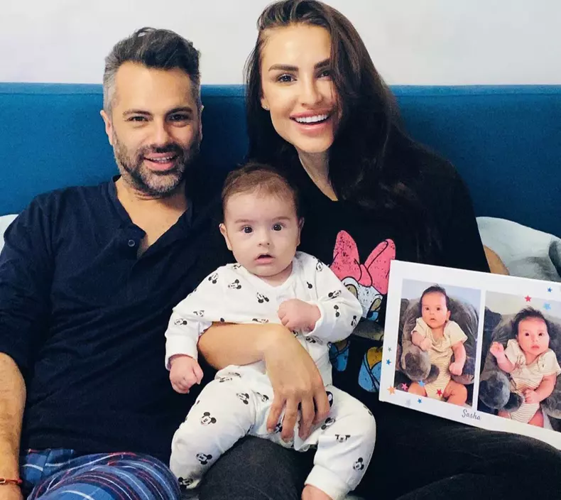 roxana-blagu-si-familia-ei