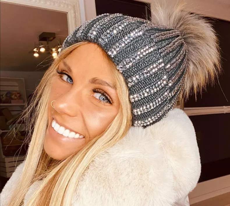 influencerita-a-murit-de-anorexie-intro