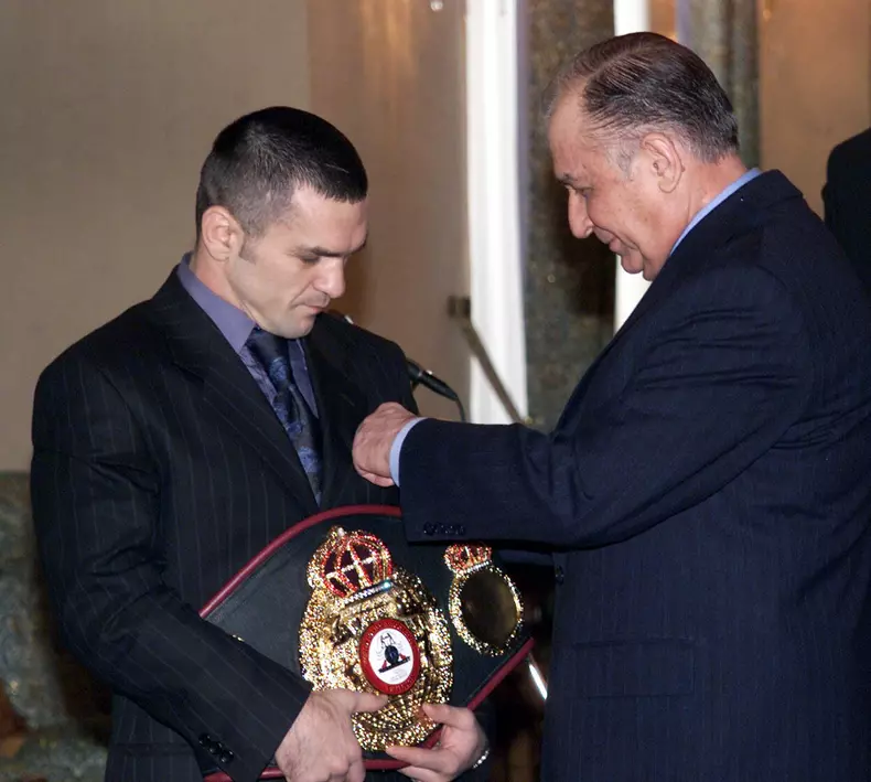 leonard-doroftei-ion-iliescu-hepta