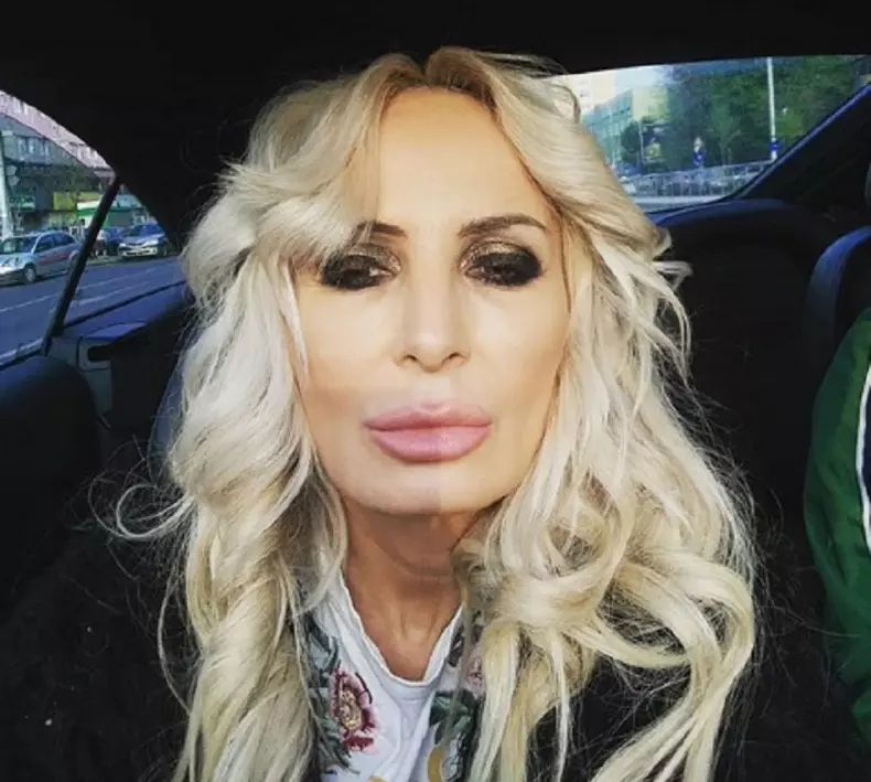 daniela-gyorfi-machiaj