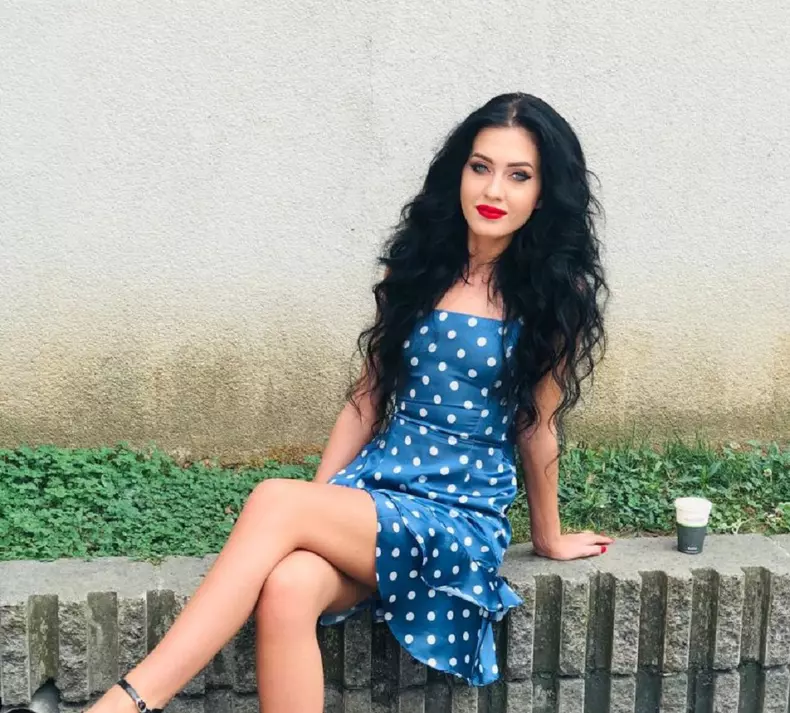 bianca-comanici-blonda-7